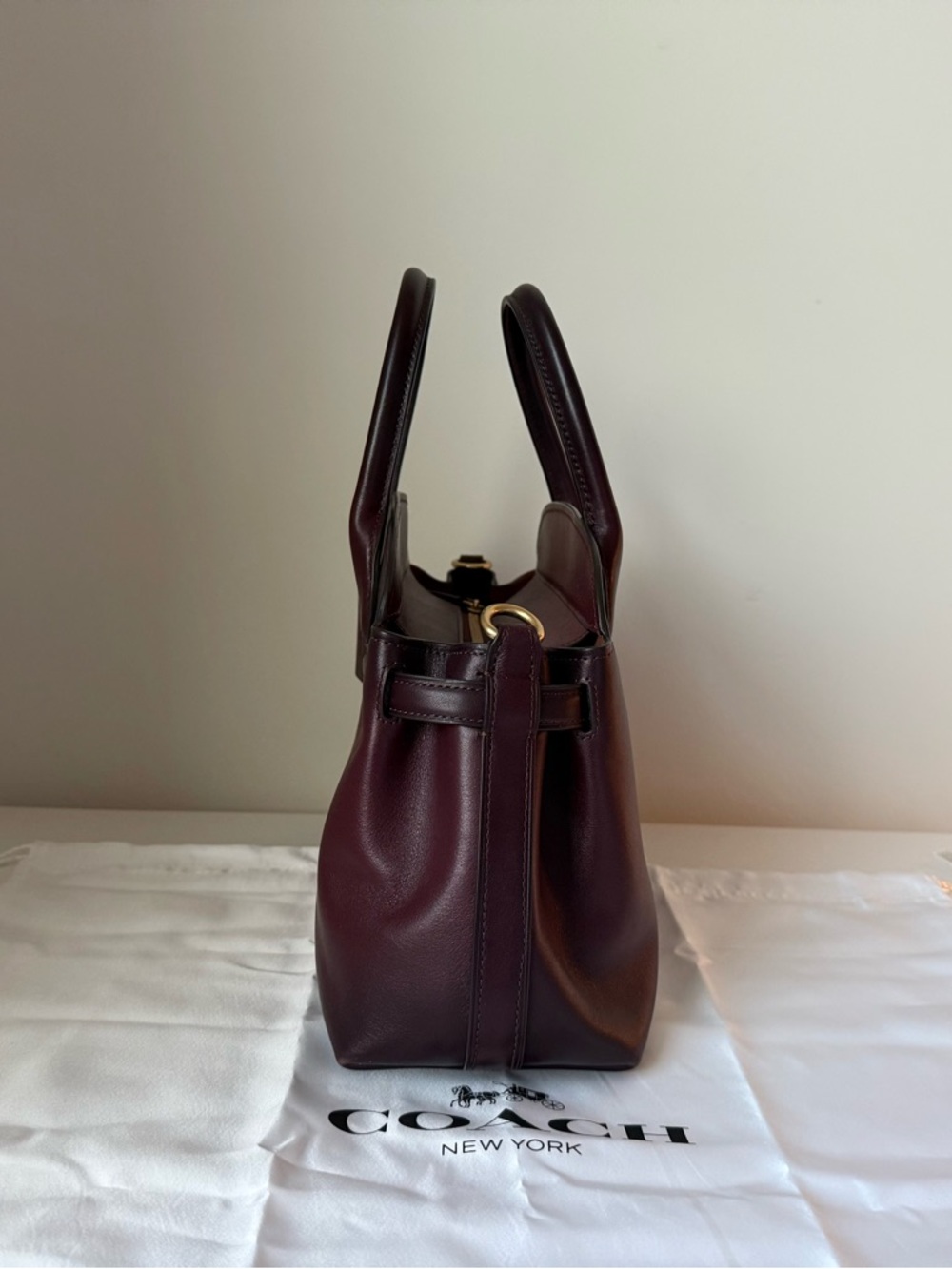 Coach Empire 28 Merlot - Picture 3 of 11